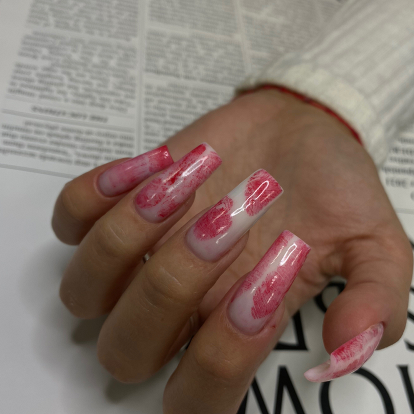 Наращивание ногтей