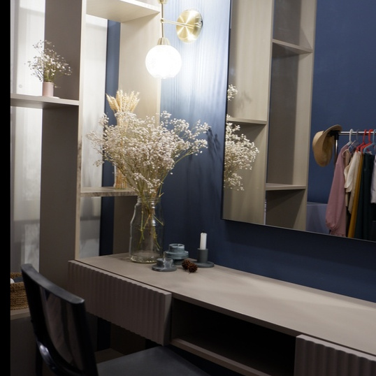 Гримерное место