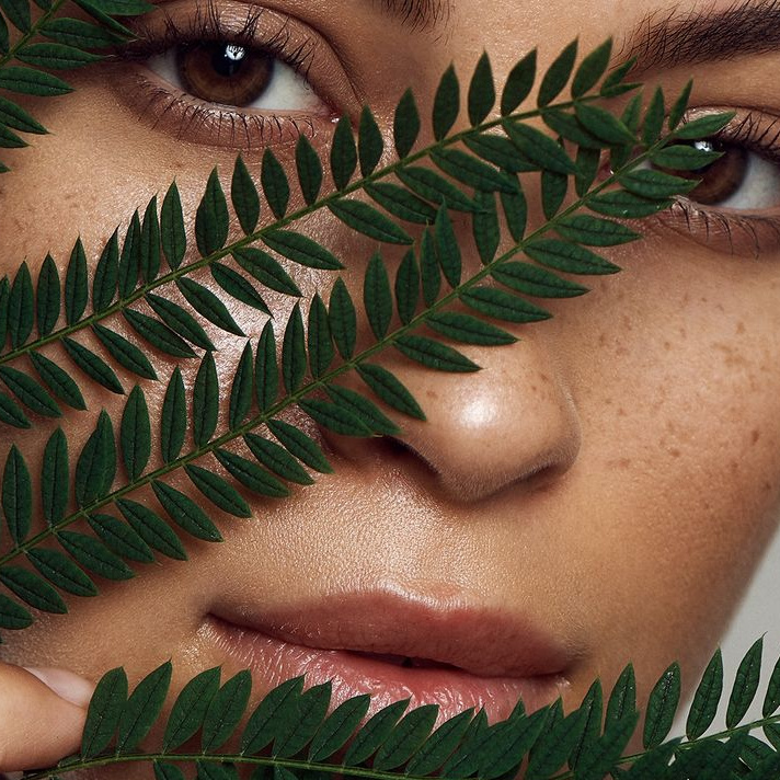 Лицо полностью