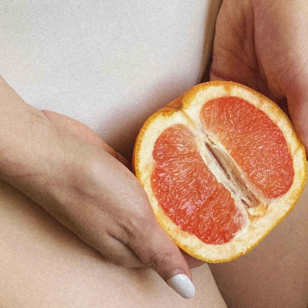 Глубокое бикини