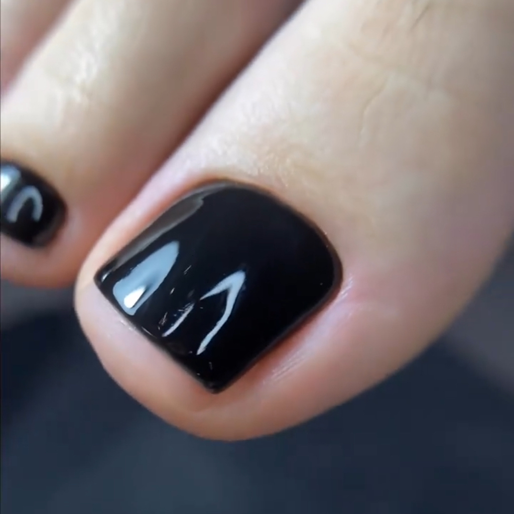 Экспресс педикюр с покрытием гель лак