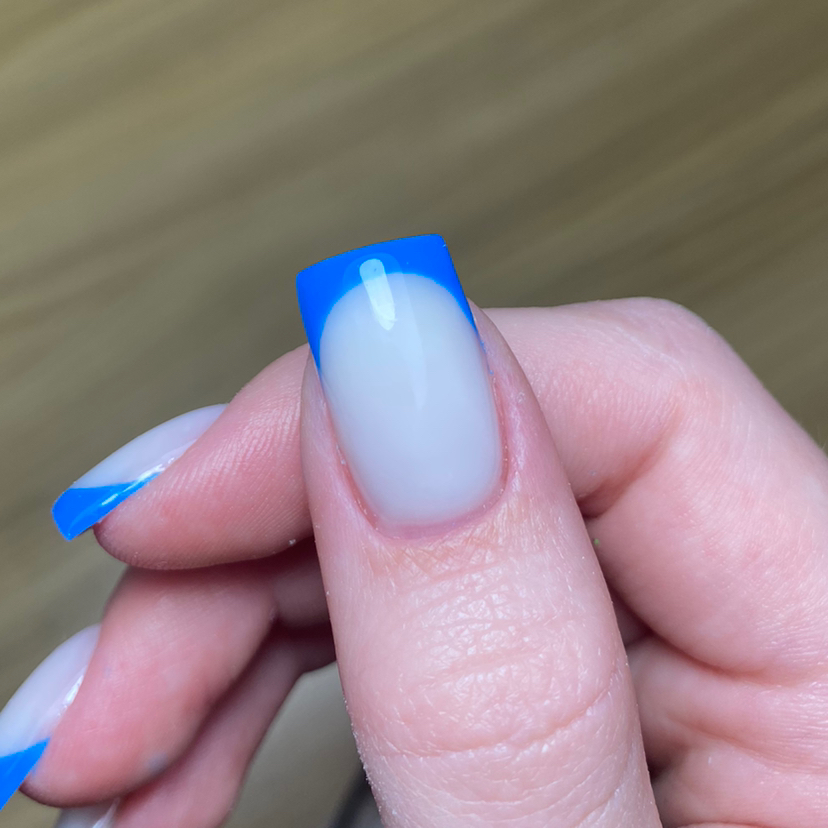 Наращивание 1 ногтя