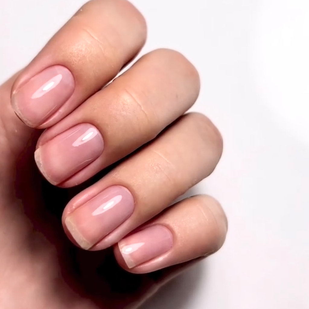 Комбинированный маникюр без покрытия