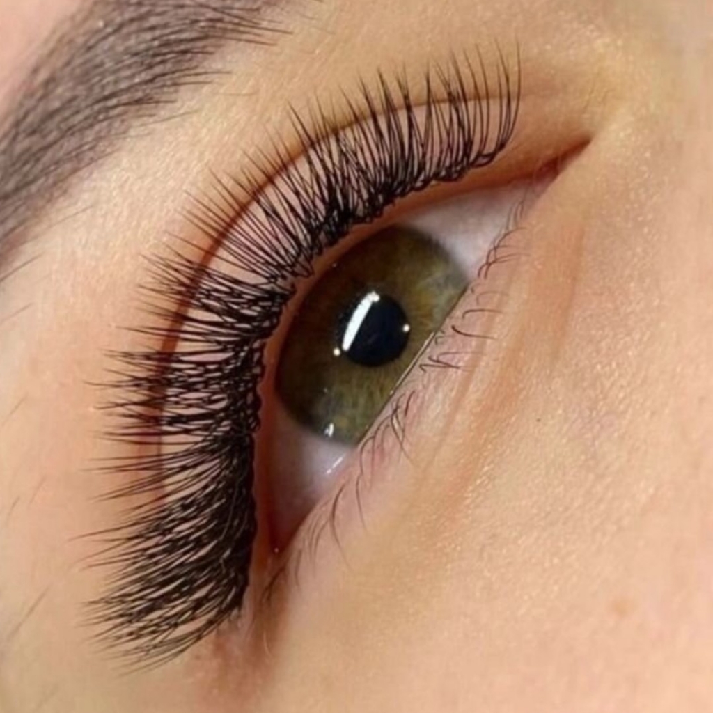 наращивание ресниц 1д