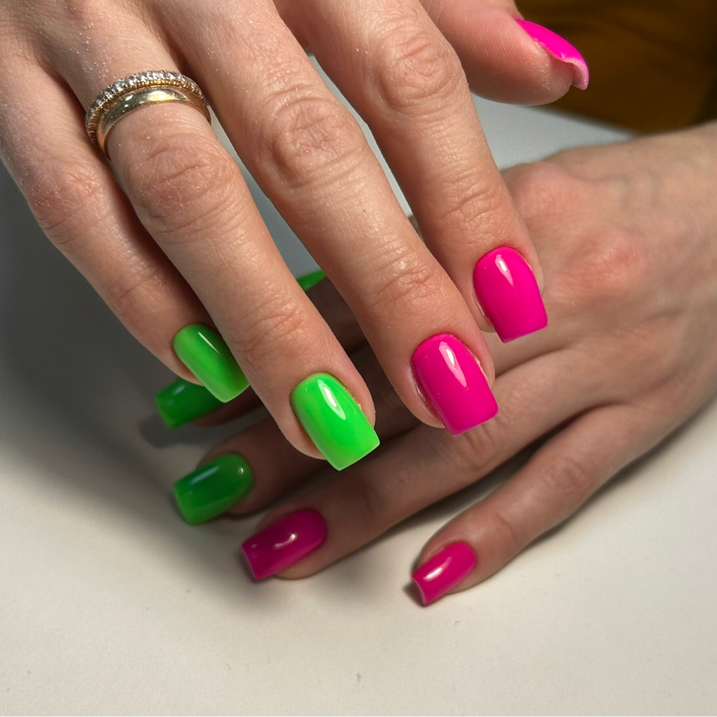 Коррекция наращенных ногтей