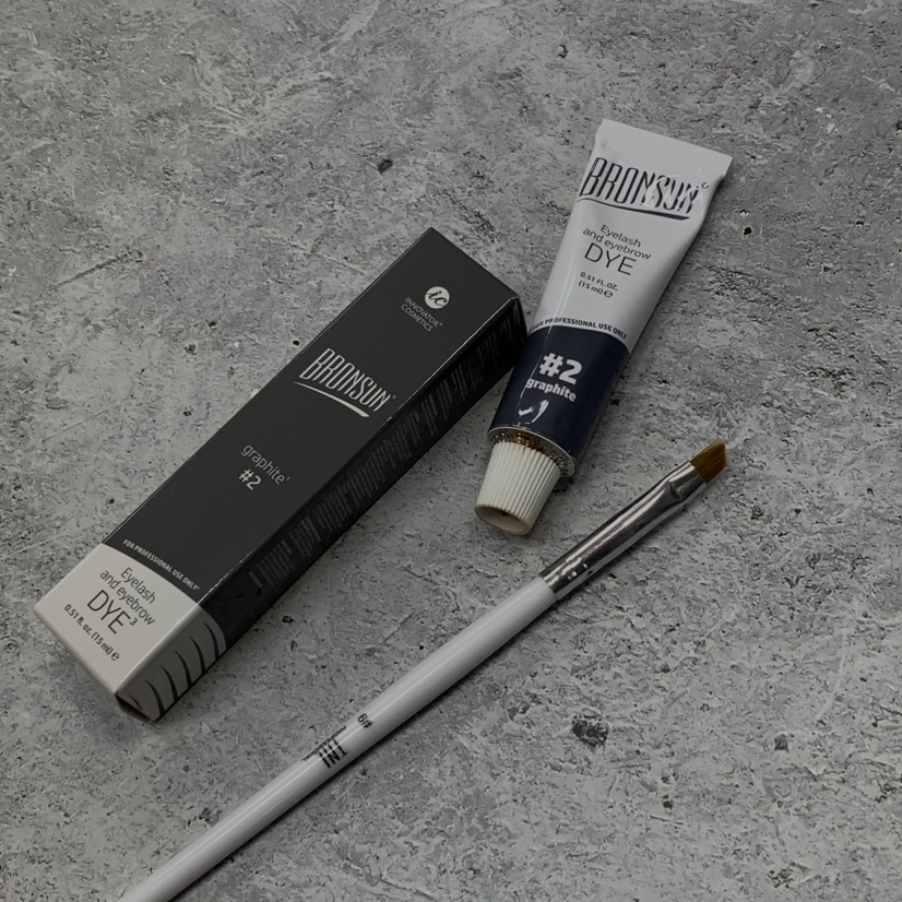 Окрашивание бровей