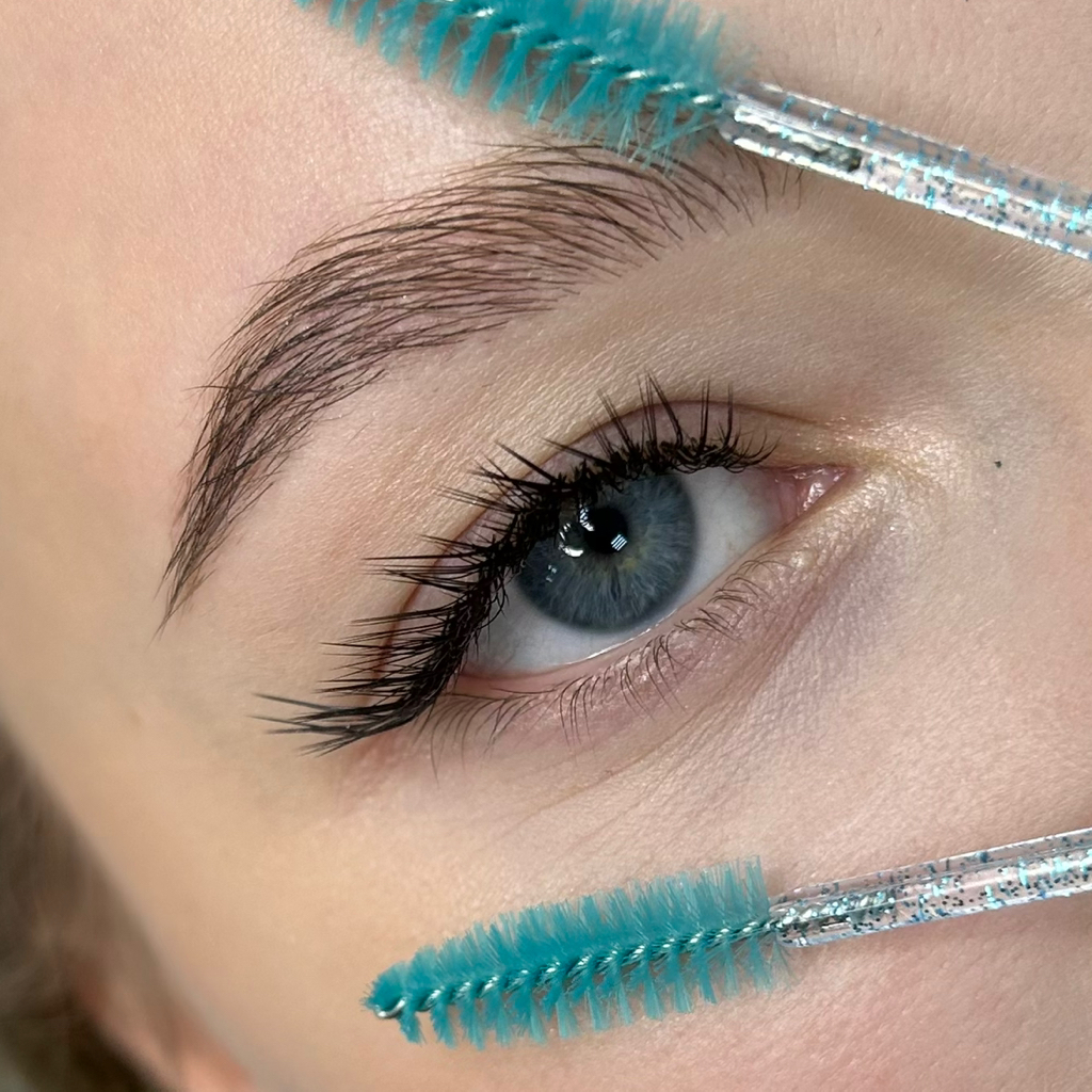 Коррекция наращивания