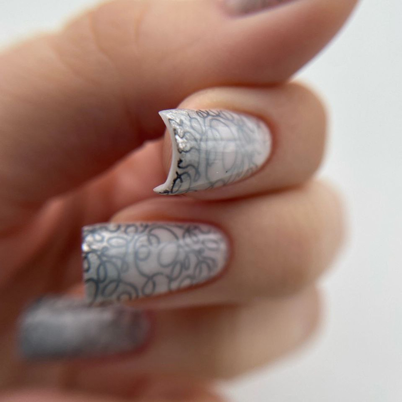 Наращивание ногтей