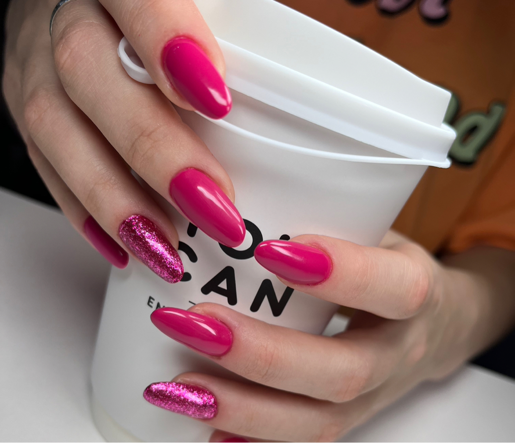 Наращивание ногтей