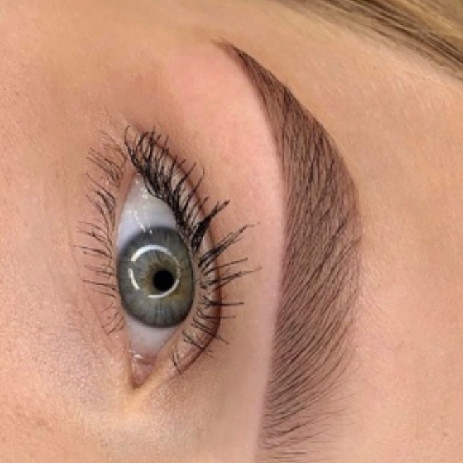 Долговременная укладка бровей