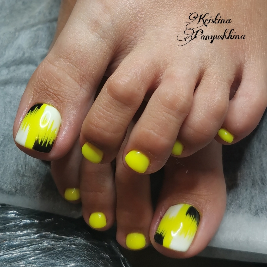 Аппаратный педикюр (пальчики) + покрытие гель-лаком + выравнивание ногтевой пластины + дизайн 2 ного