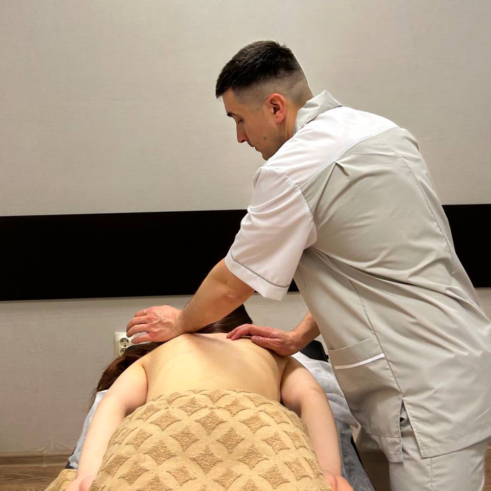 Общий оздоровительный массаж всего тела