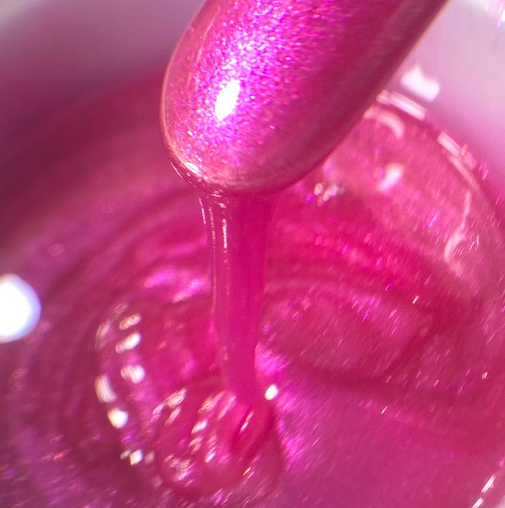 Коррекция бровей