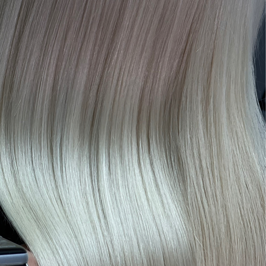 Консультация перед услугами окрашивания ! Любое окрашивание в нашем Пространстве проходит через личную консультацию!