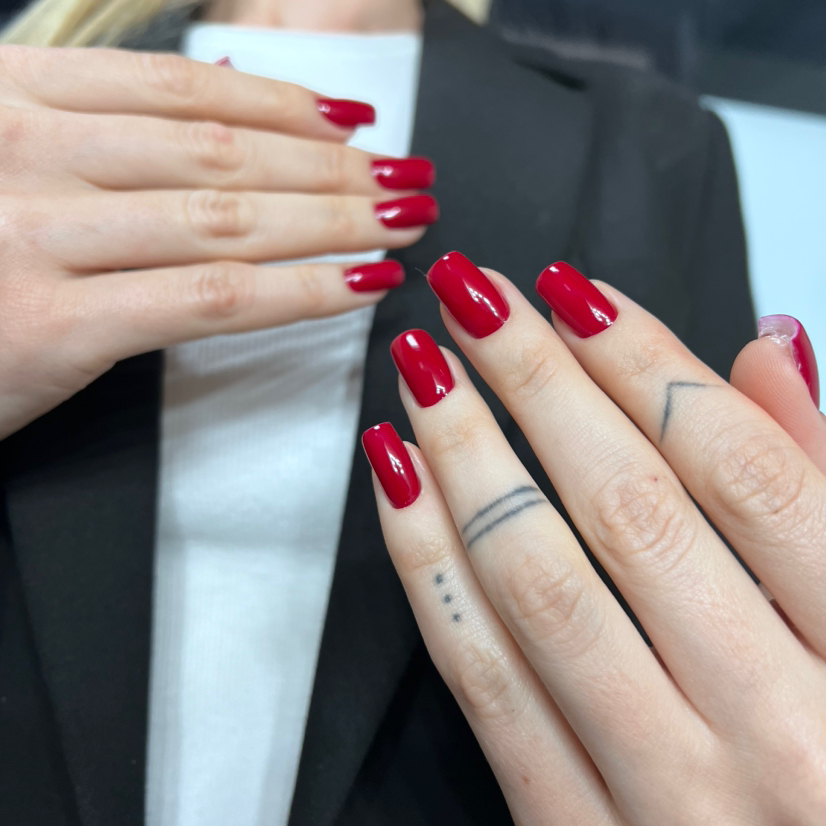 Маникюр с покрытием гель лак