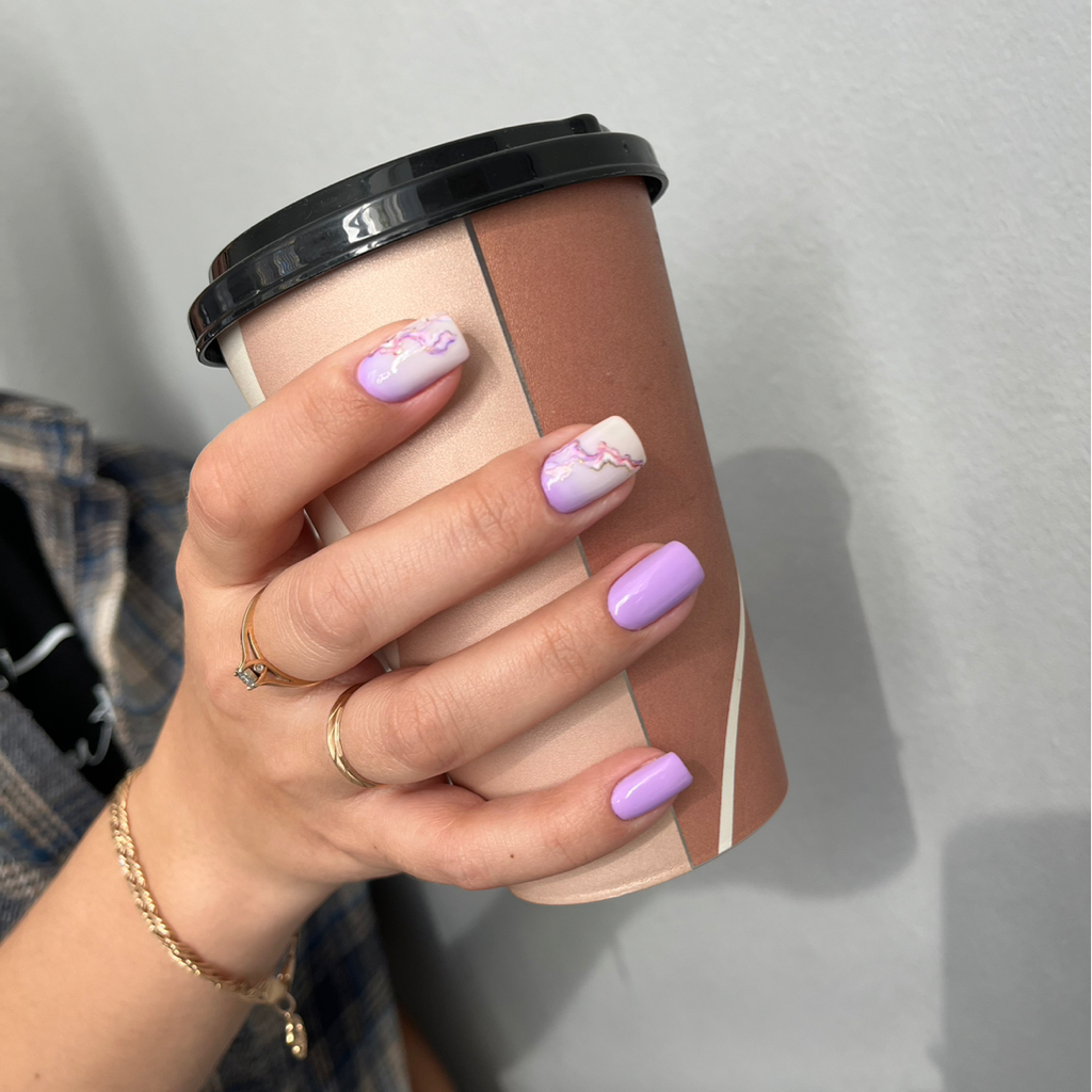 Маникюр с покрытием гель-лак